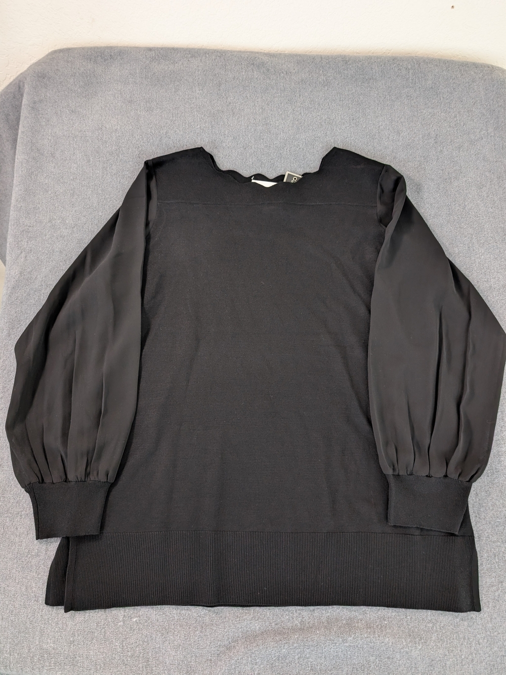 NWT Cable & Gauge 1X Jet Black Scalloped Neck Sheer Sleeve Knit Sweater Top - Picture 2 of 8